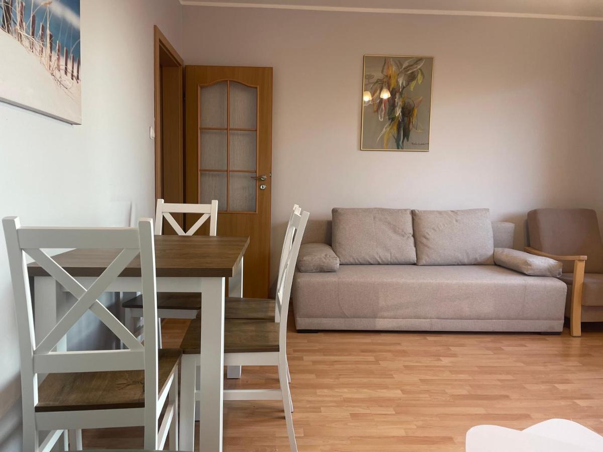 Wolin-Travel Apartament Dom Przy Parku Miedzyzdroje Exterior photo