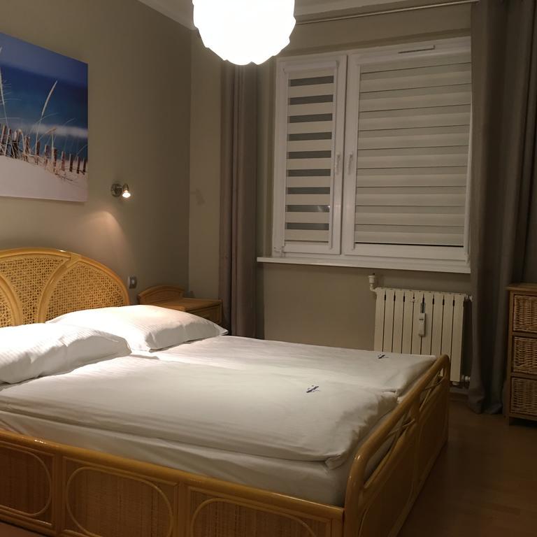 Wolin-Travel Apartament Dom Przy Parku Miedzyzdroje Exterior photo